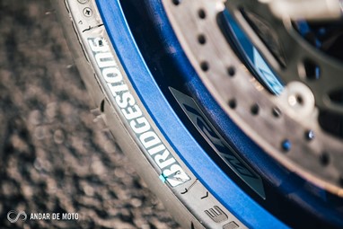 Yamaha YZF-R1M