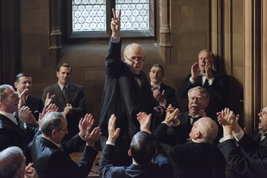 The Darkest Hour - A Hora Mais Negra ©Focus Features