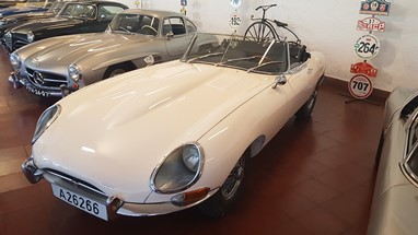 Museu do Caramulo - Lamborghini Miura P400 SV