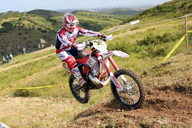 Luis Correia