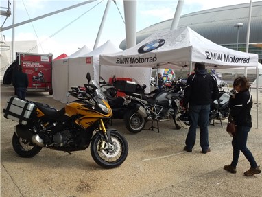 Ou nesta Aprilia dourada?