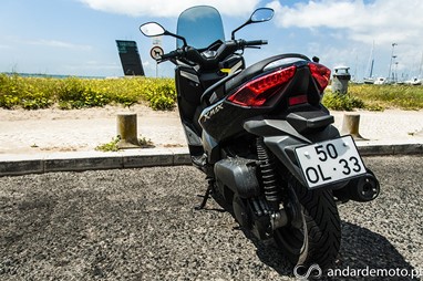 Yamaha X-Max 250
