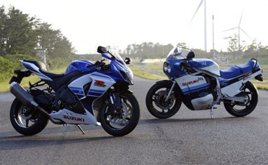 Suzuki GSX-R1000 30º aniversário