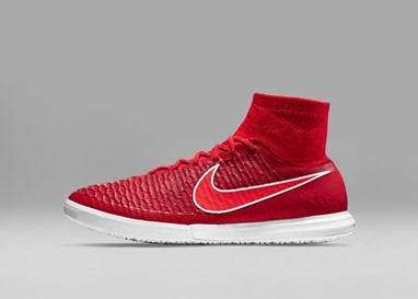 NIKE MAGISTAX 