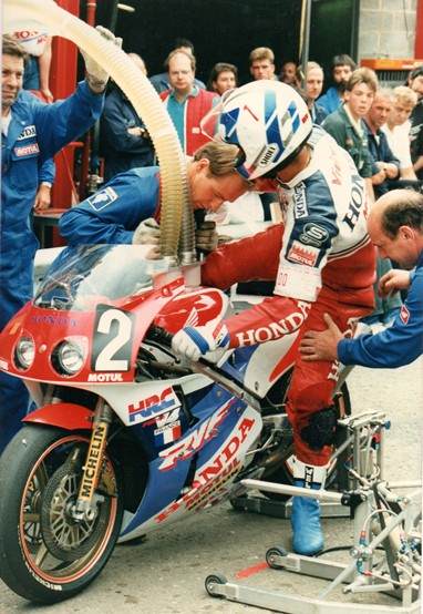 Honda France reabaste em 1990ce