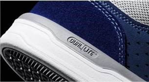 DUALITE MIDSOLE -  Duas densidades de Unilite™ trabalham em conjunto para criar um amortecimento e apoio superior. Uma camada de EVA injetada mais firme dá suporte a uma camada de amortecimento suplementar, garantindo dois benefícios em simultâneo na entressola