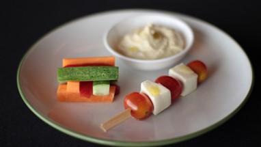 Legumes crocantes com hummus