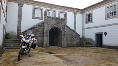 Casa do Ribeiro e "montada" pronta para seguir...