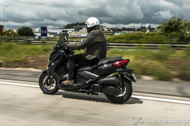 Yamaha X-Max 250