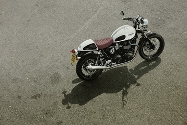 Triumph Thruxton Ace