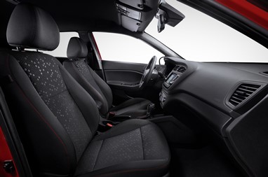 Hyundai i20 5 portas interior
