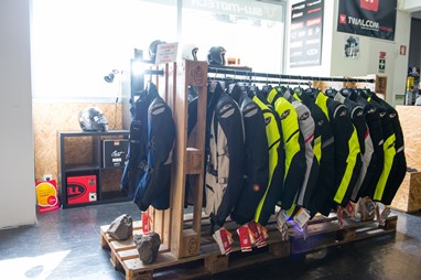 Equipamento para motociclismo