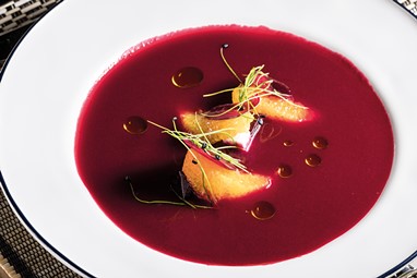 Cozinha da Clara - Gaspacho de beterraba com queijo de cabra e laranja 