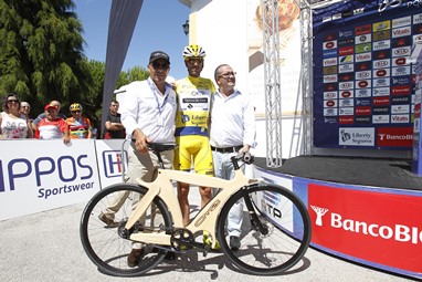 Veloso - Bicicleta de madeira