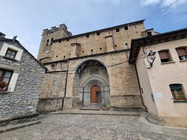Iglesia de San Pedro Apostol