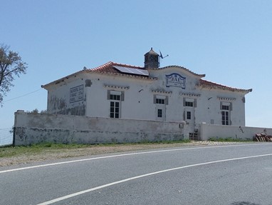 Casa de cantoneiros - Serra do Caldeirão