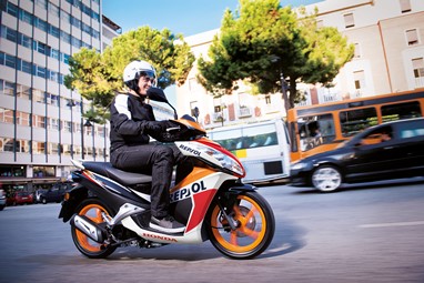 NSC50R 2015