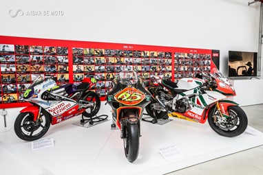 Aprilia Valentino Rossi 