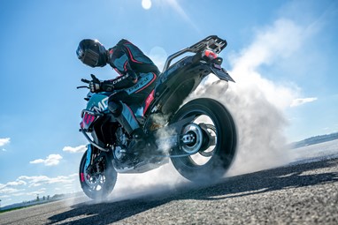 CFMoto 800MT R