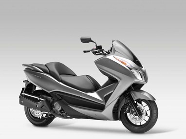 Honda Forza 300 - Cinza