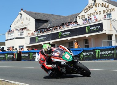 Derek McGee só foi batido por Dunlop
