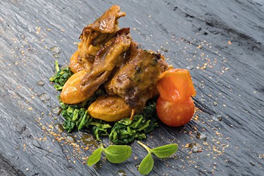 Cozinha da Clara - Tradicional cabrito assado ©Homem Cardoso
