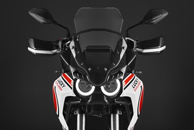 MV Agusta Lucky Explorer 5.5