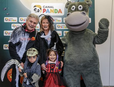 Maria José Galvão, Humberto, Carminho e Miguel 