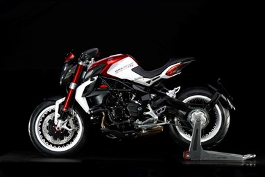 MV Agusta Brutale Dragster 800 RR 2015