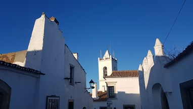 Paredes de branco caiado