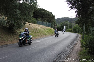 J300, X-Max 400 e Forza 300