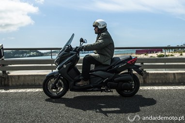Yamaha X-Max 250