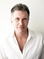  Michael Cunningham