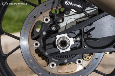 Controlo de tracção com modo OFF Road