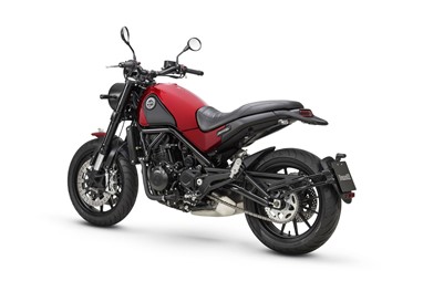 Leoncino 500