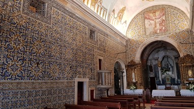 Interior do Santuário de Nª Sª de Brotas