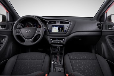 Hyundai i20 5 portas interior