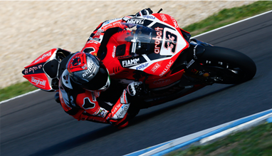 Desta, Melandri deixou Davies a milhas...