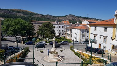 Largo de Gonçalo Eanes de Abreu
