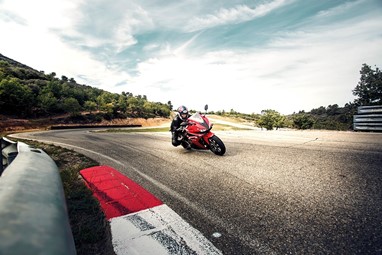 Honda CBR500R 2016