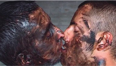 Eduardo Sourrouille BOM BOM.La causa de mi deseo. Video.2004 