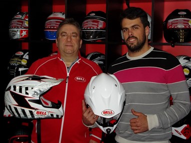 Hugo Santos em segurança neste campeonato com os capacetes Bell Helmets