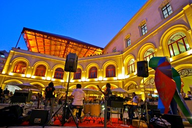 Música no Largo