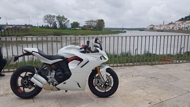 Ducati Supersport 950