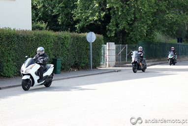 Forza 300, X-Max 250 e J300