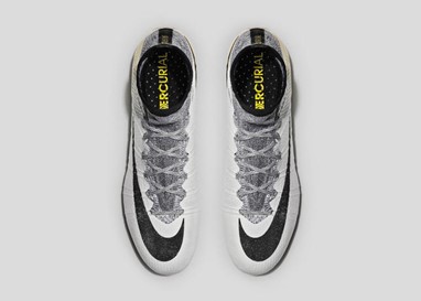 MERCURIAL SUPERFLY CR7 324K GOLD 