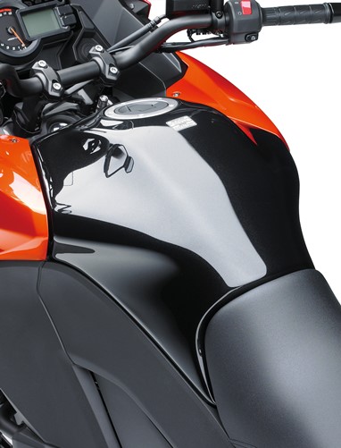 Suavidade e desempenho do motor derivado do da Z1000 e 1000SX