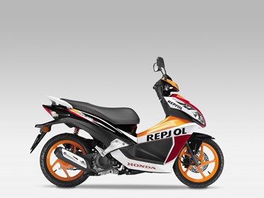 NSC50R 2015