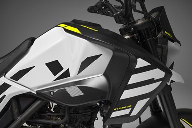Benelli BKX300 S