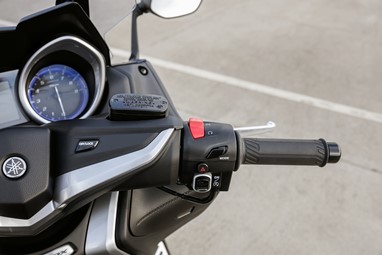 TMAX  DX 2017